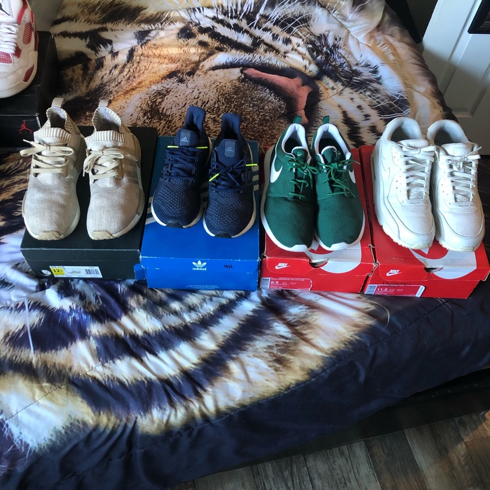 Running shoes